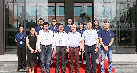 哥伦比亚TECUN集团与人生就是博集团签署战略相助协议