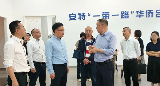 市人社党组书记调研人生就是博